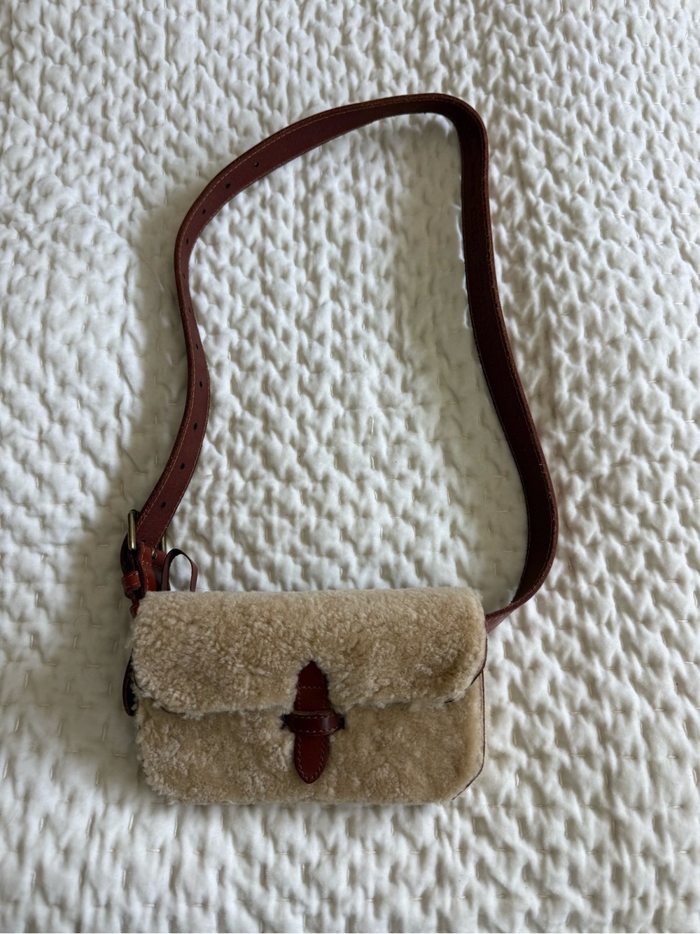 Banana republic - Women’s Shearling Crossbody Bag - genuin leather